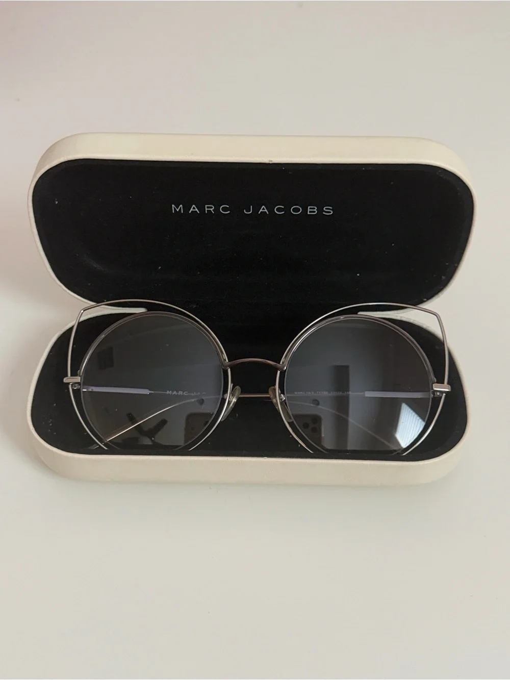 Marc Jacobs MARC 10/S Silver Cat-Eye Sunglasses w/ Case